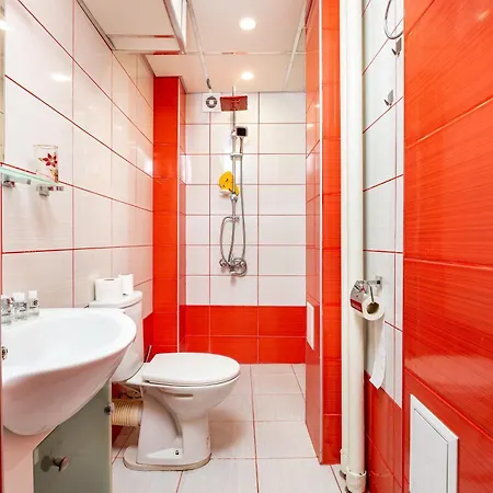 1bd Flat In - 25 Min Walk From The Centre By Flat Mаnаger Apartament Plovdiv